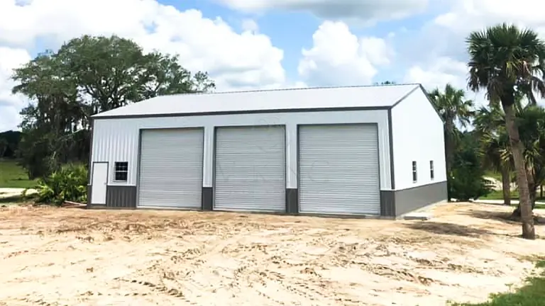 50x52x14 Side Entry Commercial Garage